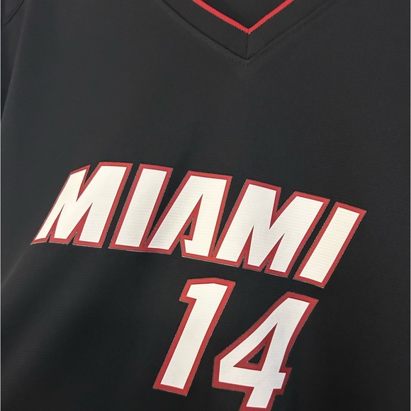 Tyler Herro Miami Jersey Size XL - Picture 3 of 7